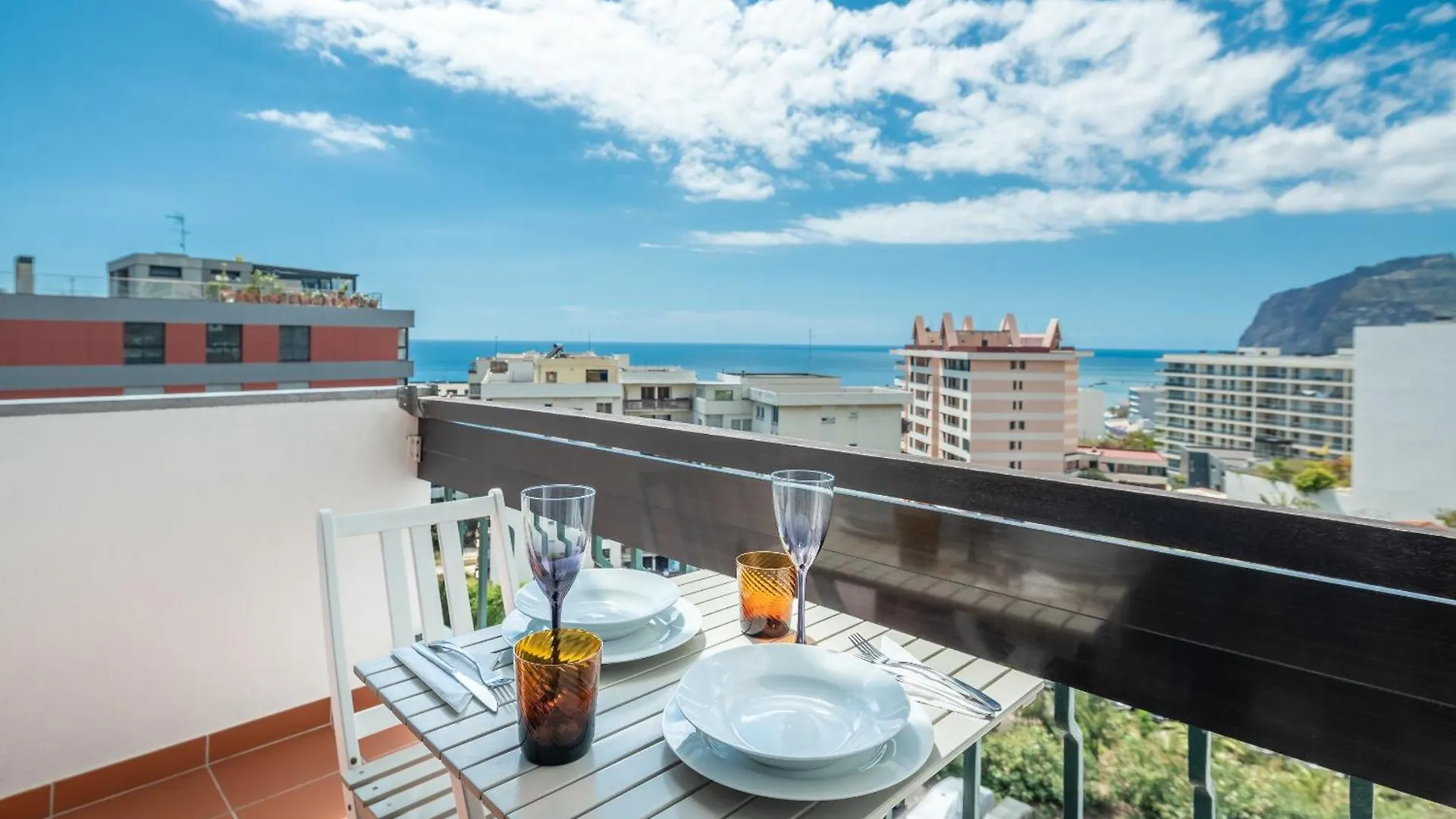 America Apartment By Holiday Rental Madeira Funchal  Portugalia