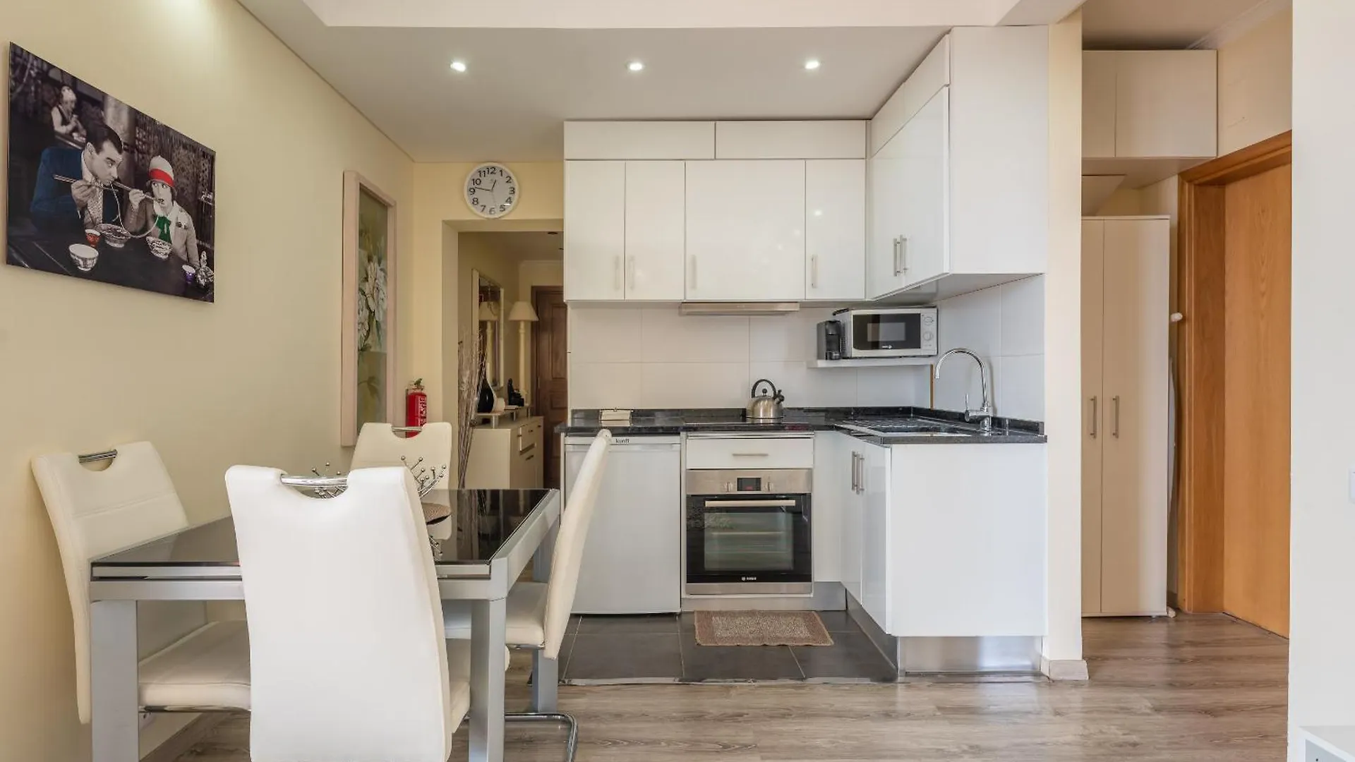 America Apartment By Holiday Rental Madeira Funchal  Portugalia