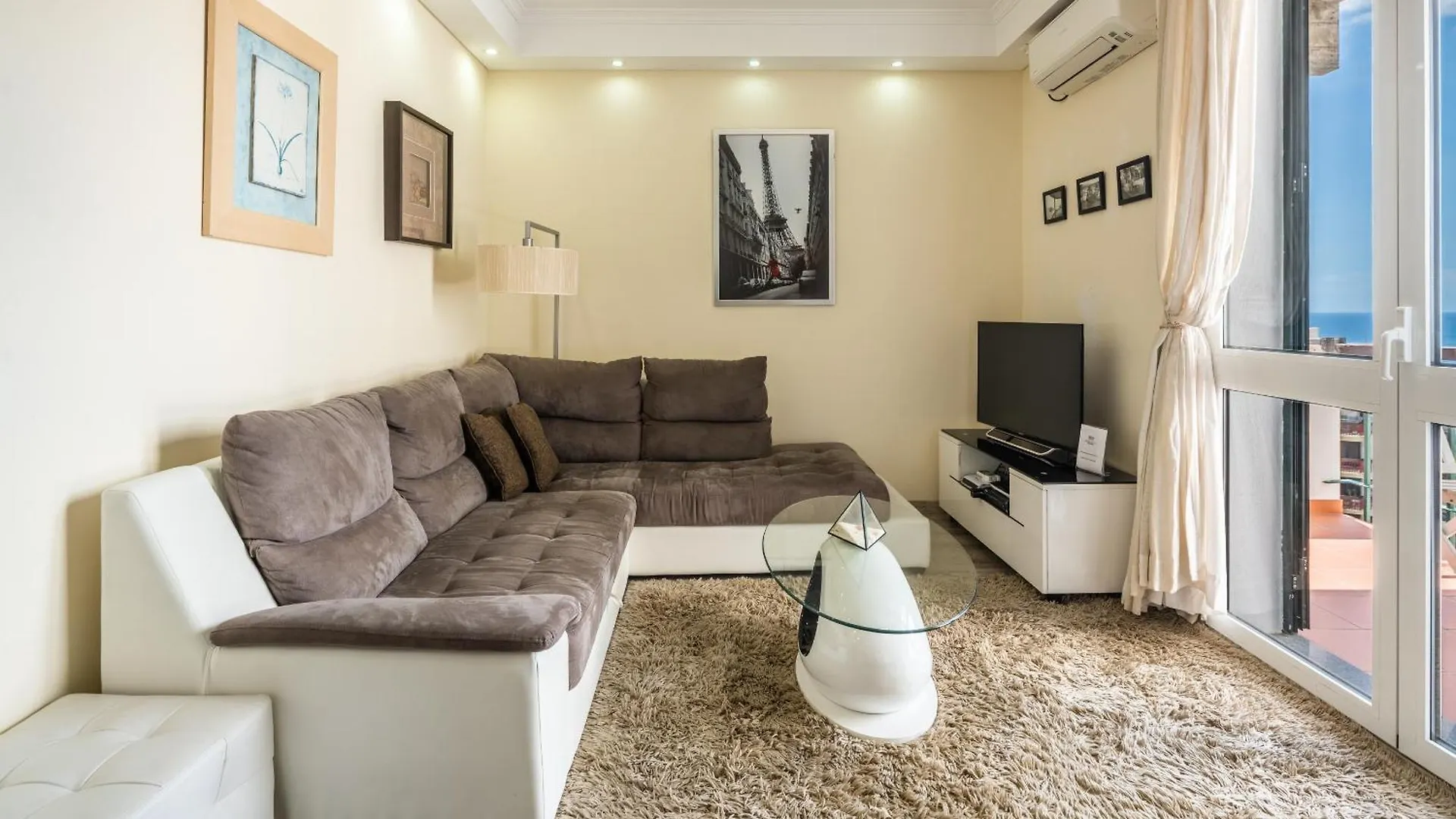 America Apartment By Holiday Rental Madeira Funchal